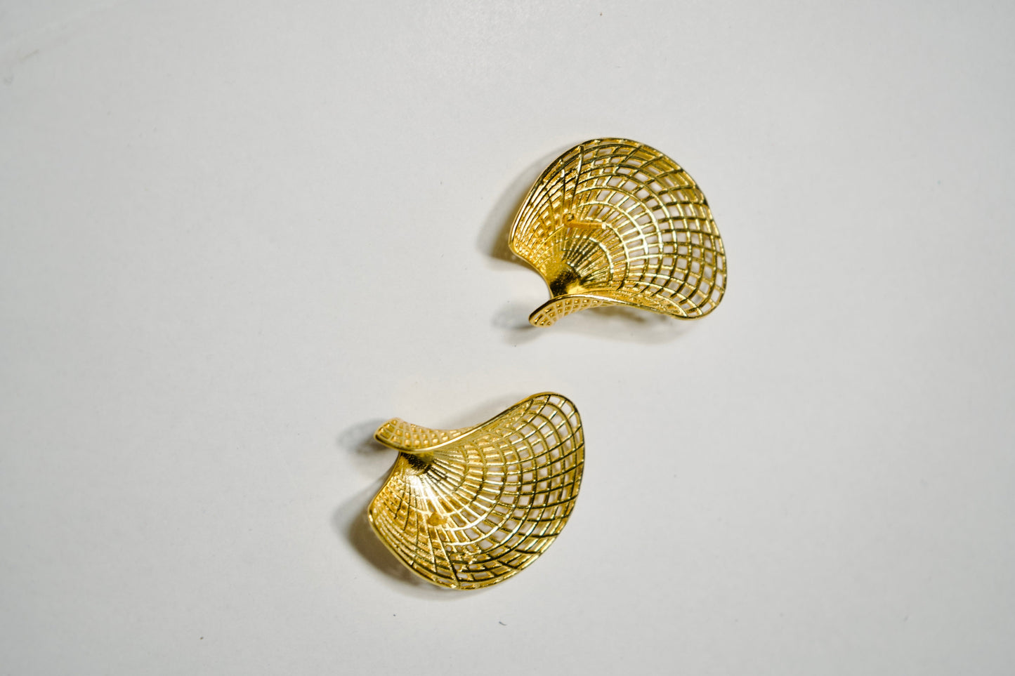 DISC STUDS